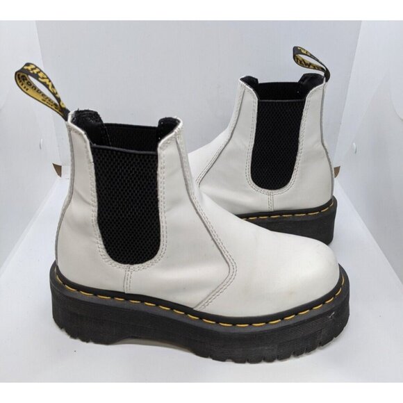 🤘😎 Dr. Martens Women's 2976 Quad Chelsea White Boots Size W5 US 6-6.5 - Picture 1 of 11